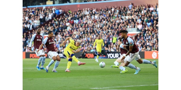 Tottenham Hotspur undviker nedflyttning efter ytterligare en vinstsvit Tottenham Hotspur undviker nedflyttning efter ytterligare en vinstsvit